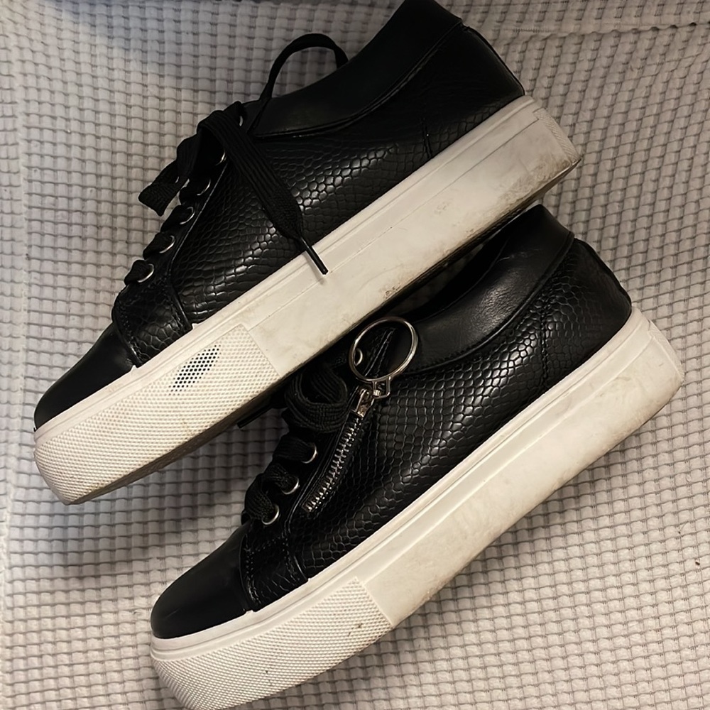 Side Zipper Sneaker - Picture 5 of 5